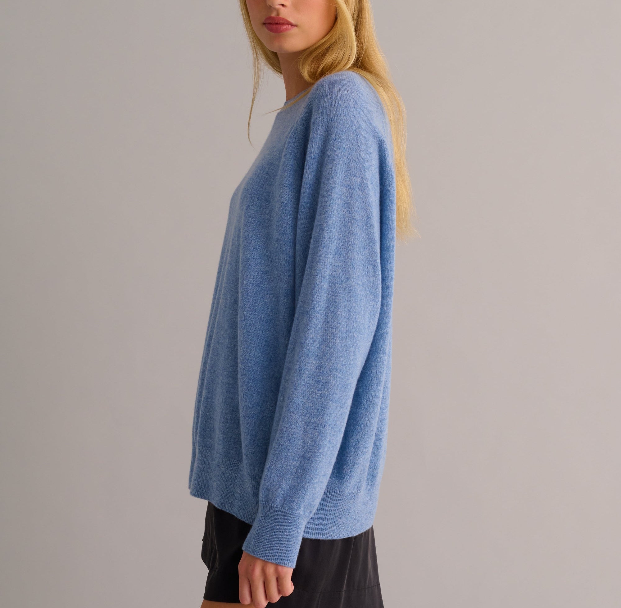 Premium Cashmere Sweatshirt - Chambray Blue