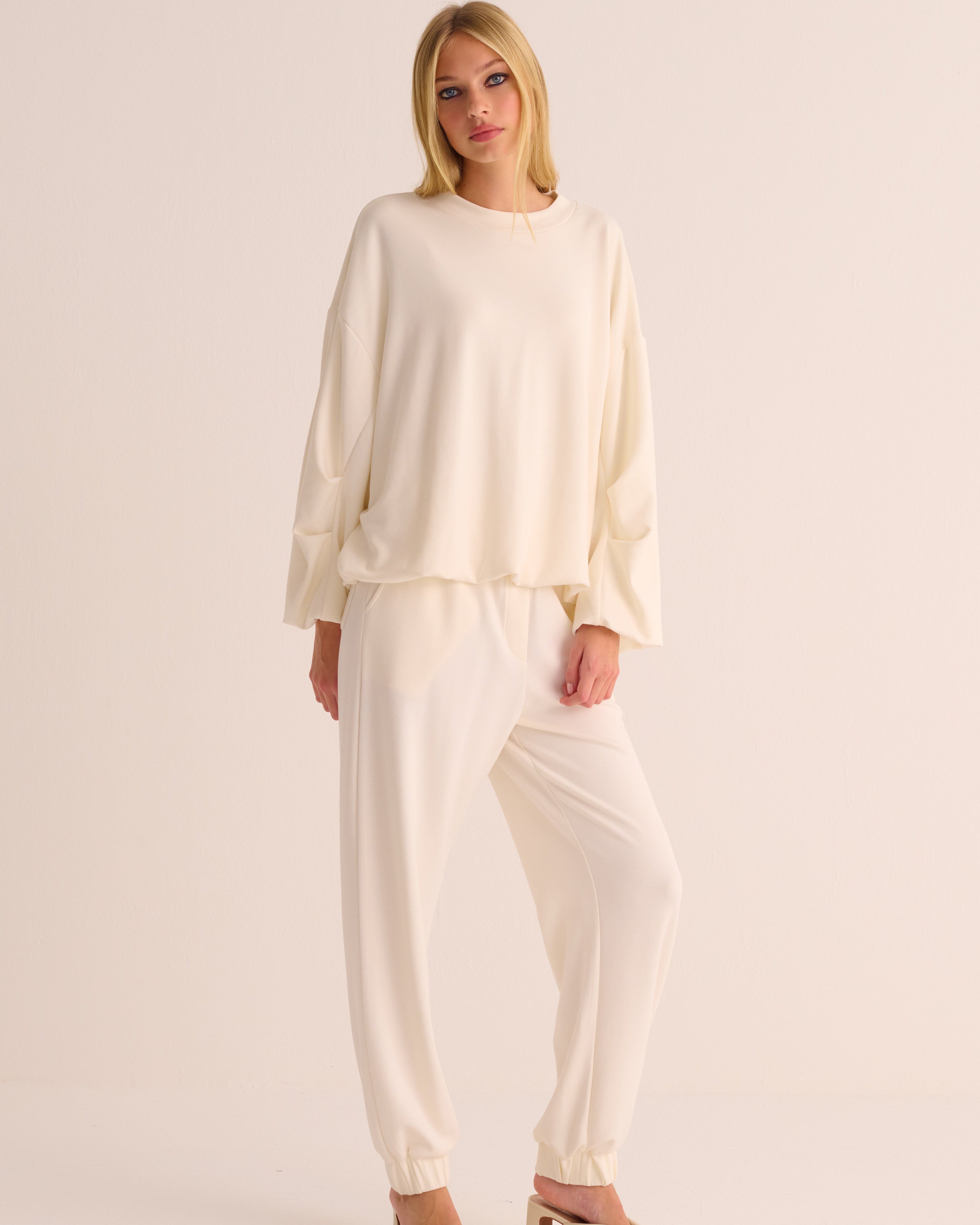 Cloud Dancer Organic Cotton Lounge Set