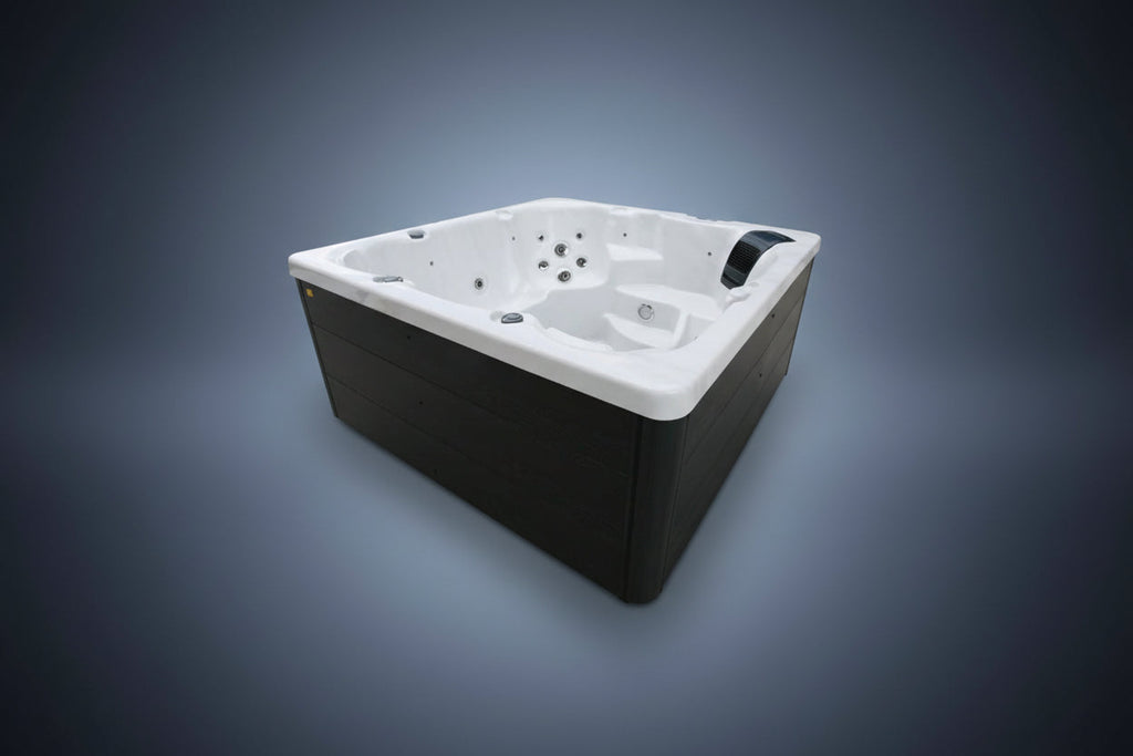 H2O 2500 Series Plug & Play Hot Tub