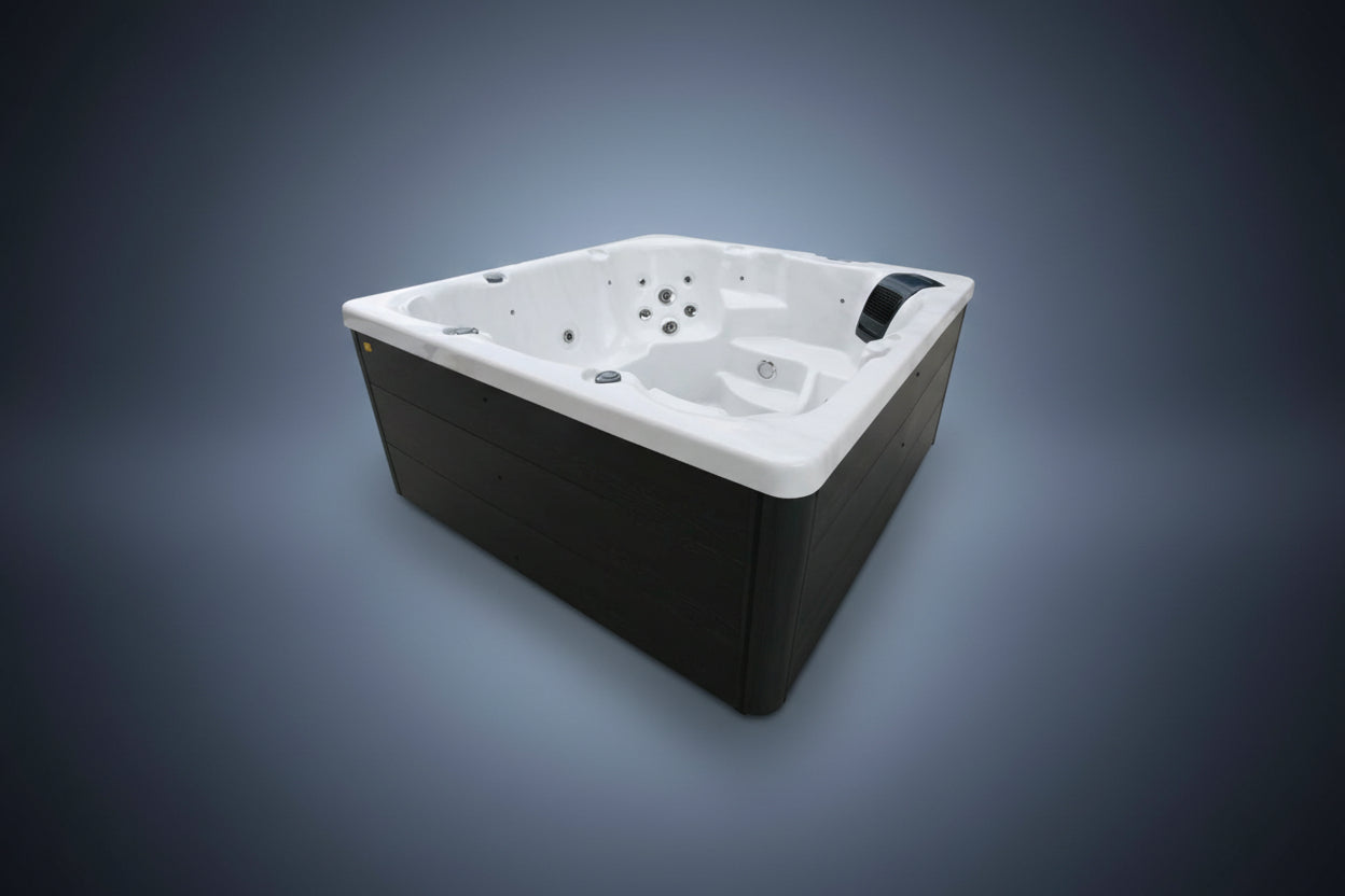 H2O 2500 Series Plug & Play Hot Tub