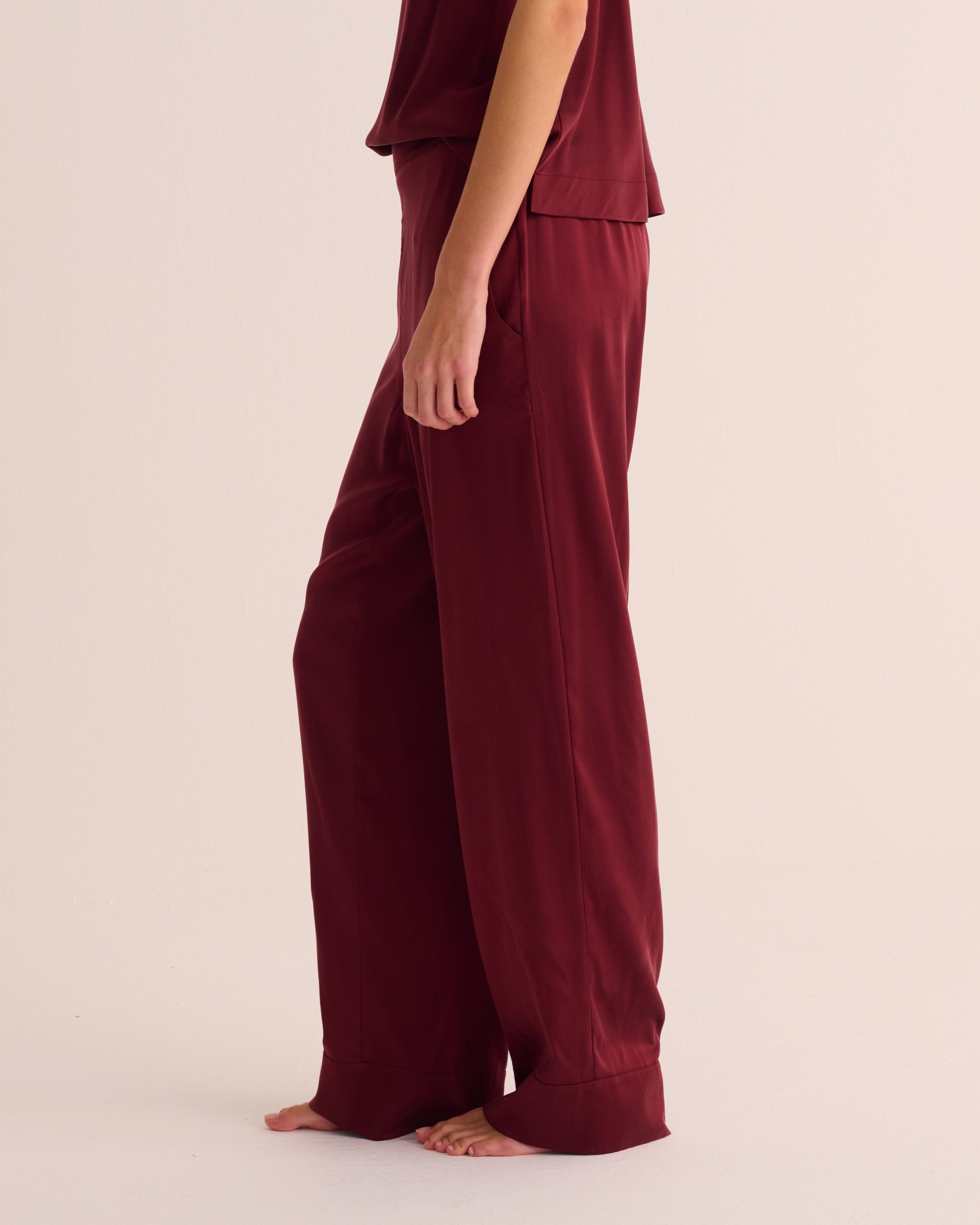 Washable Organic Stretch Silk Retro Shirt and Bottoms Set - Merlot
