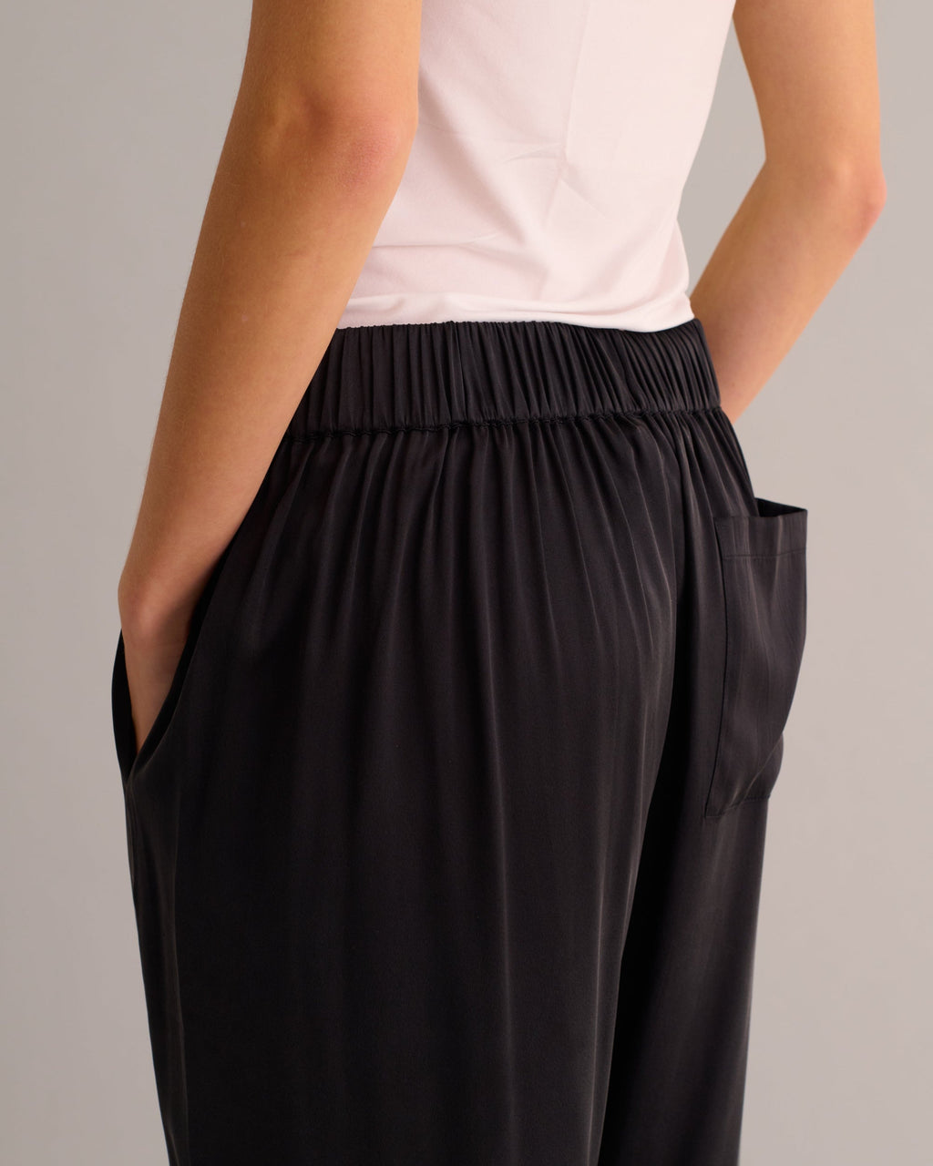 Washable Organic Stretch Silk Cuffed Joggers - Black