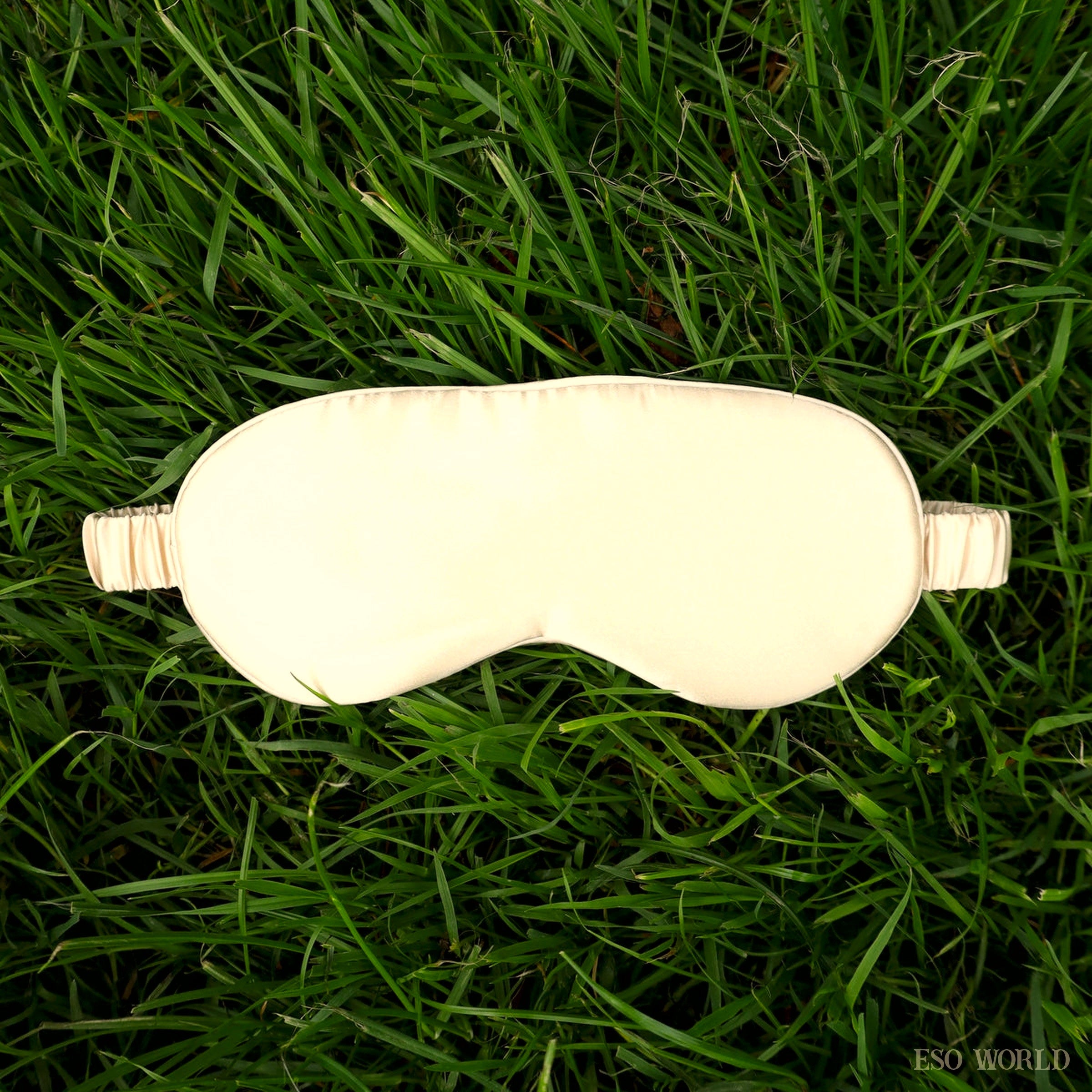 eso-world-silk-sleep-mask-champagne