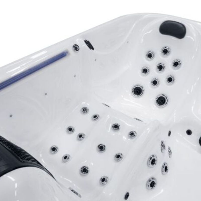 Fonteyn Miracle Spa – Luxury Hot Tub