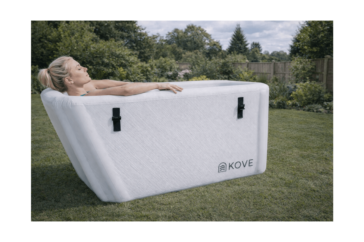 KOVE Elite Ice Bath – Premium Reclined Cold Plunge Tub 450L (Chiller Compatible)